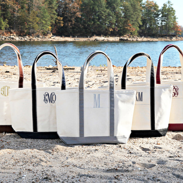 https://www.thewhiteinvite.com/cdn/shop/products/Boat_Tote_grande.jpg?v=1580309504